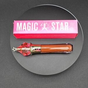 Jeffree Star magic star concealer new in box  ( C28 ) Made In The USA